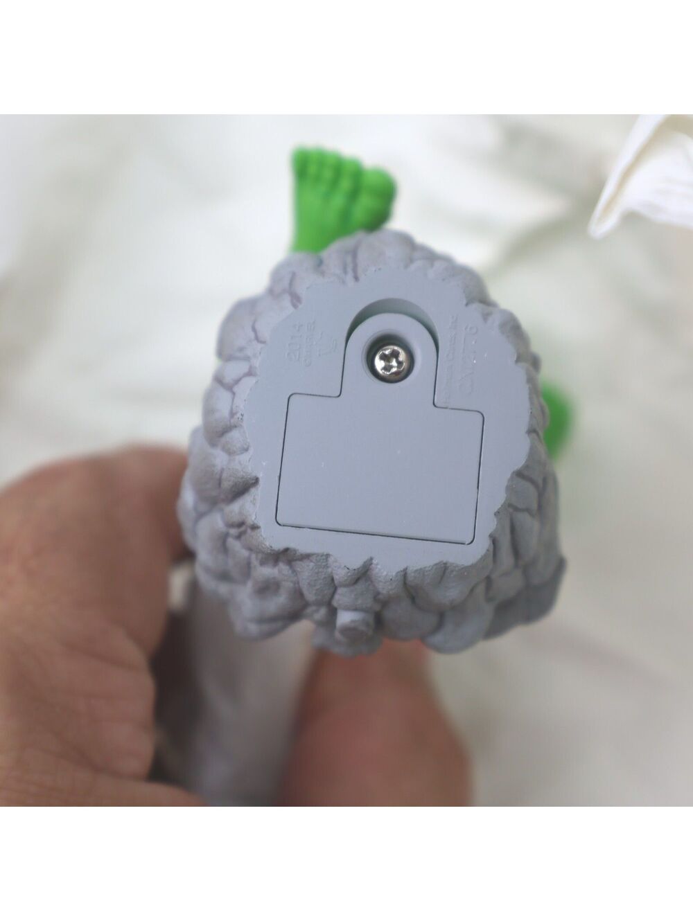 Hallmark Keepsake Marvel Hulk Smash! The Incredible Hulk Christmas Tree Ornament - Picture 11 of 11